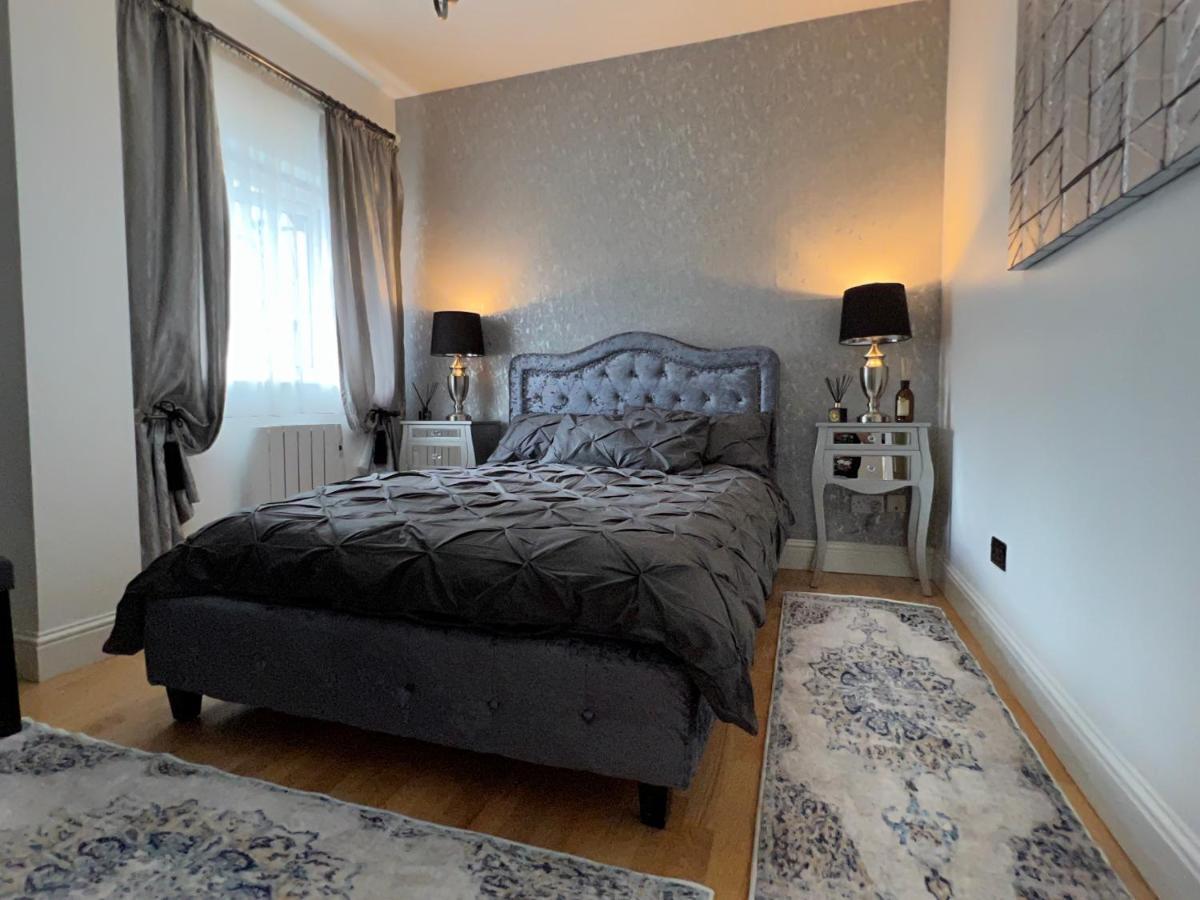 Lovely Apartment In คอร์ก ภายนอก รูปภาพ