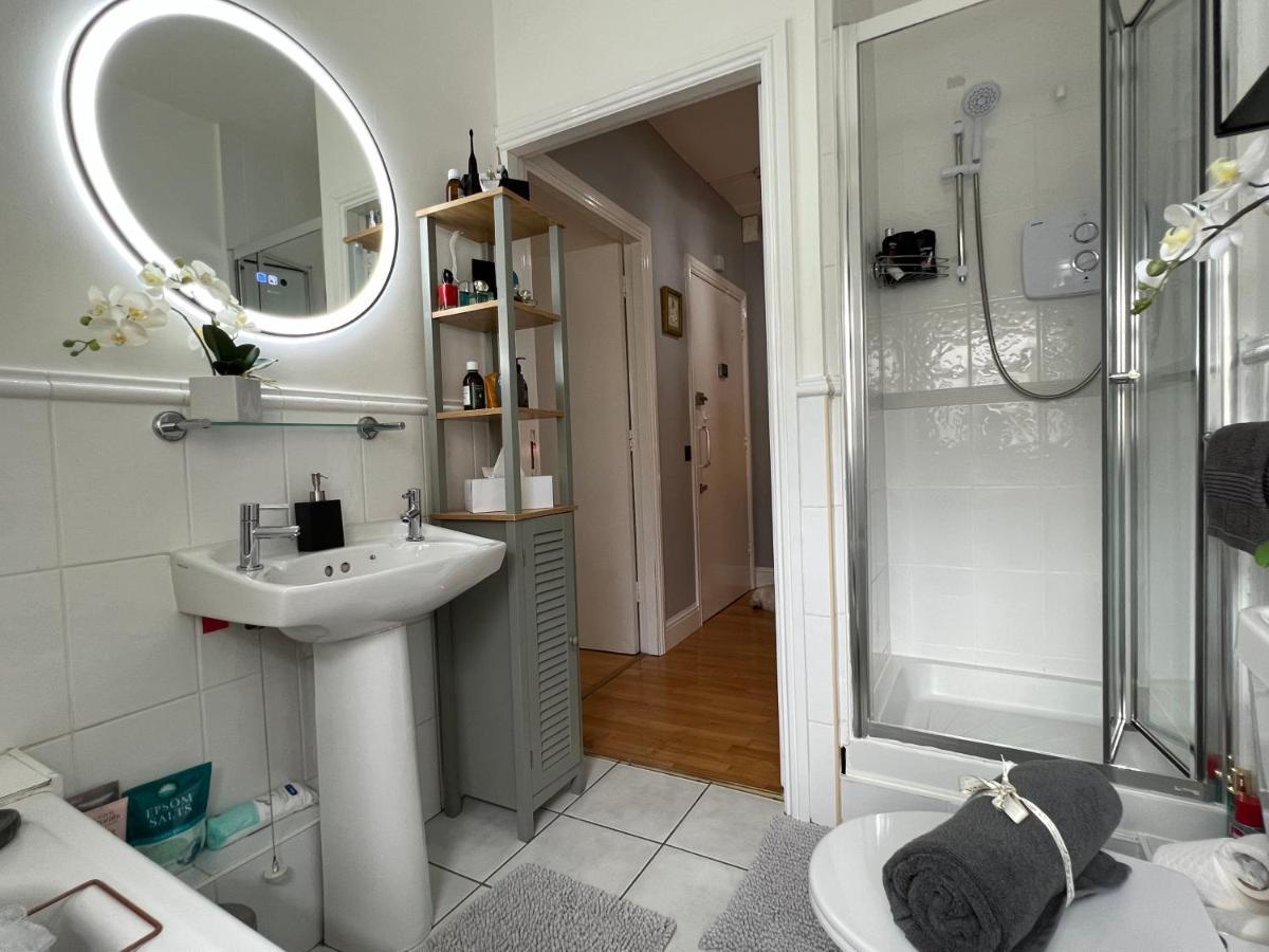 Lovely Apartment In คอร์ก ภายนอก รูปภาพ