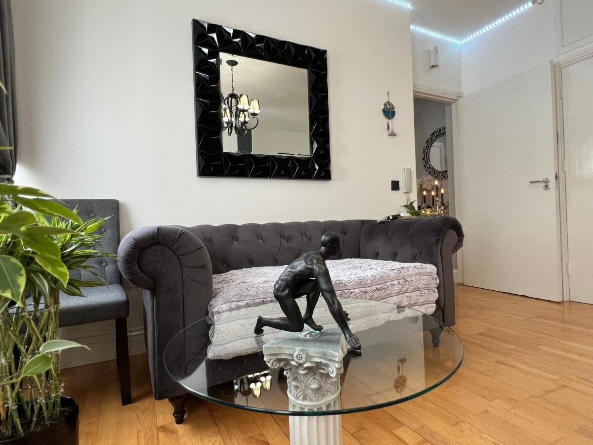 Lovely Apartment In คอร์ก ภายนอก รูปภาพ