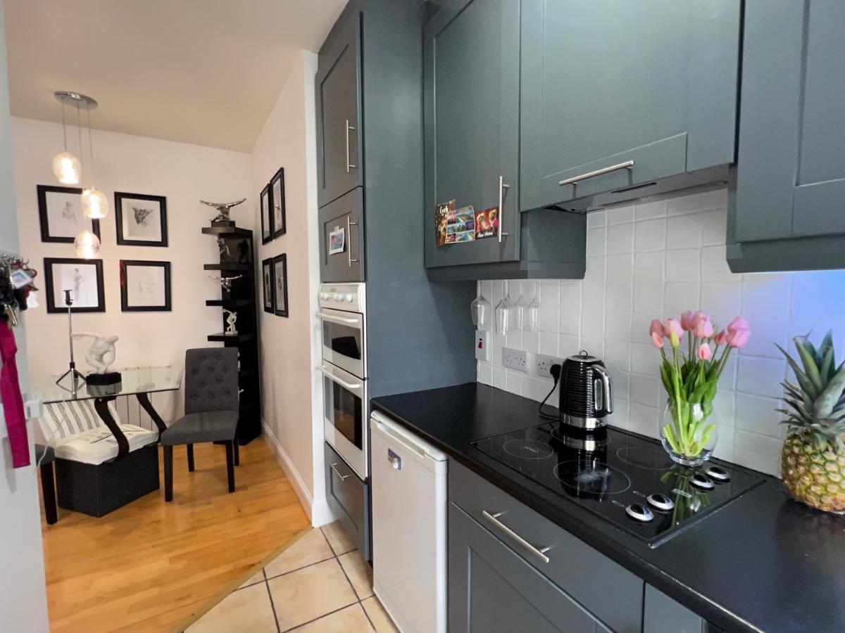 Lovely Apartment In คอร์ก ภายนอก รูปภาพ